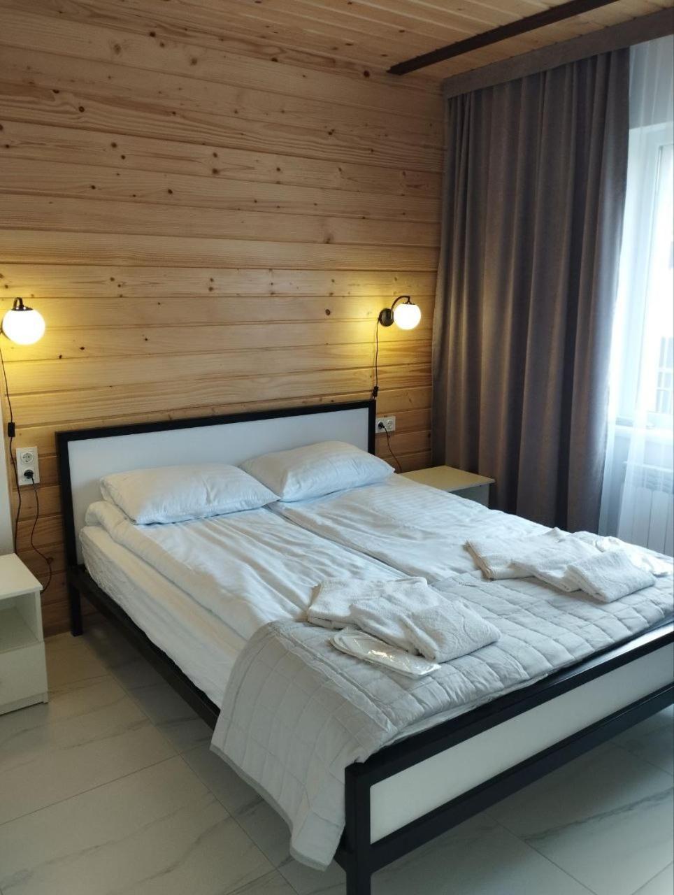 Перлина Карпат Apartamento Skhidnytsia Exterior foto