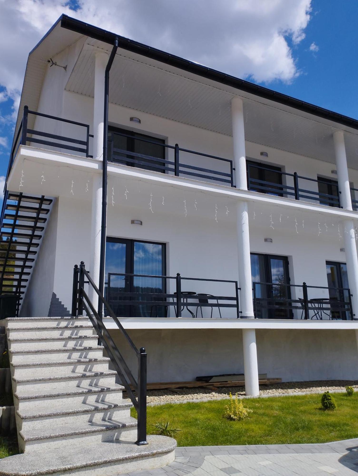 Перлина Карпат Apartamento Skhidnytsia Exterior foto